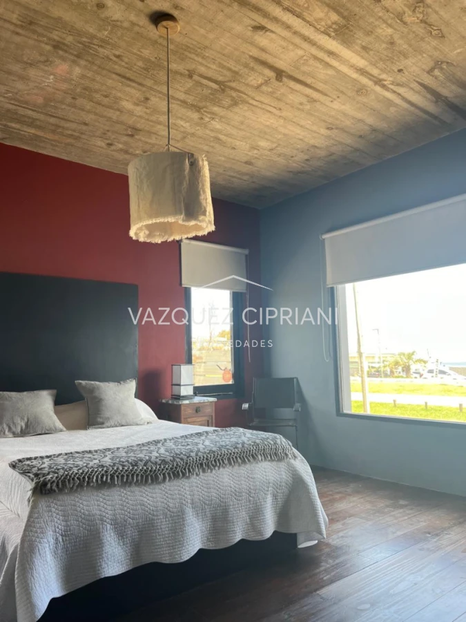 Casa ID.59 - Casa de 3 dormitorios y servicio muy bien ubicada en Manantiales en alquiler de verano