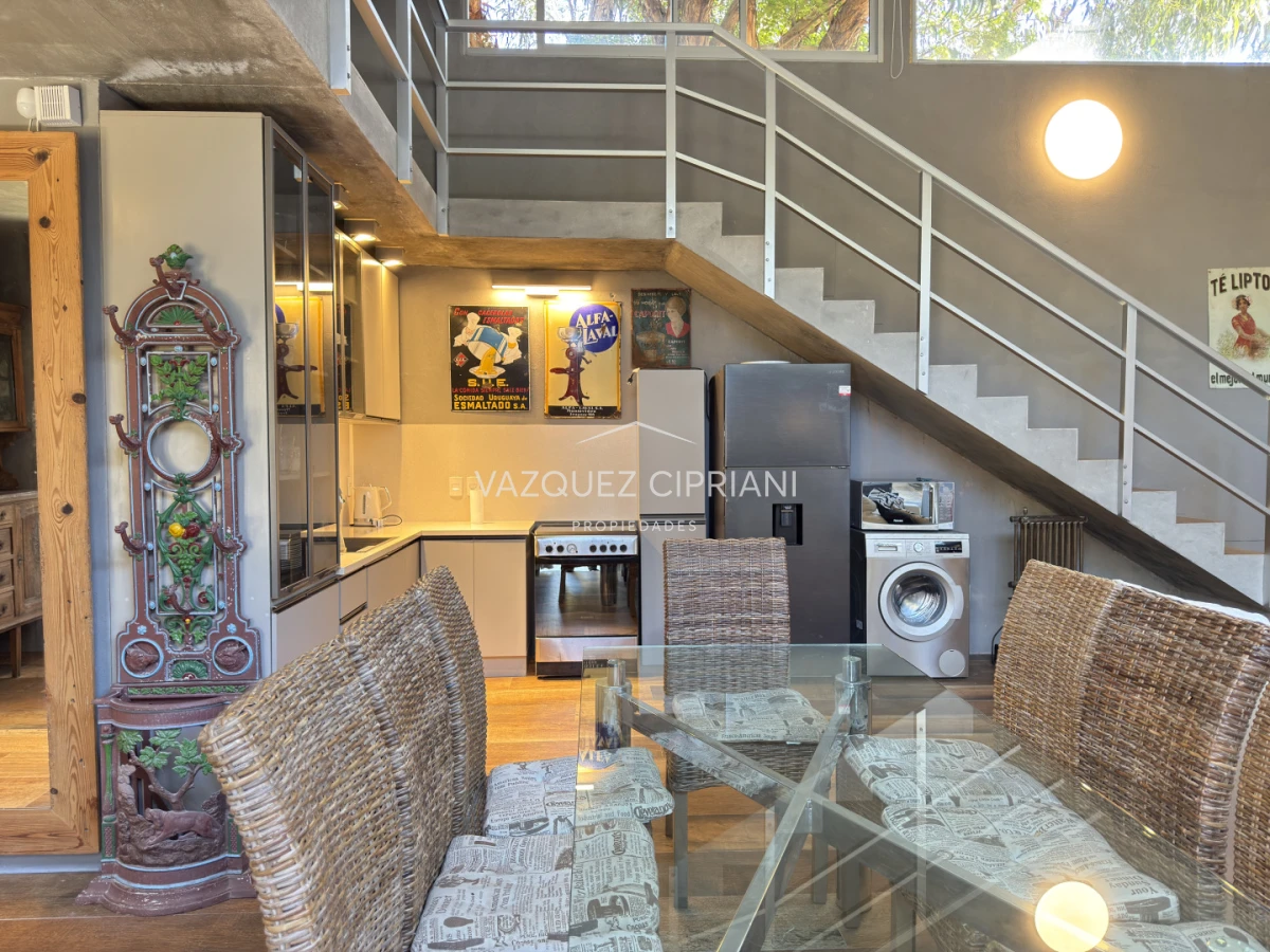 Casa ID.80 - Casa de 3 dormitorios y 2 baños en Alquiler en La Barra