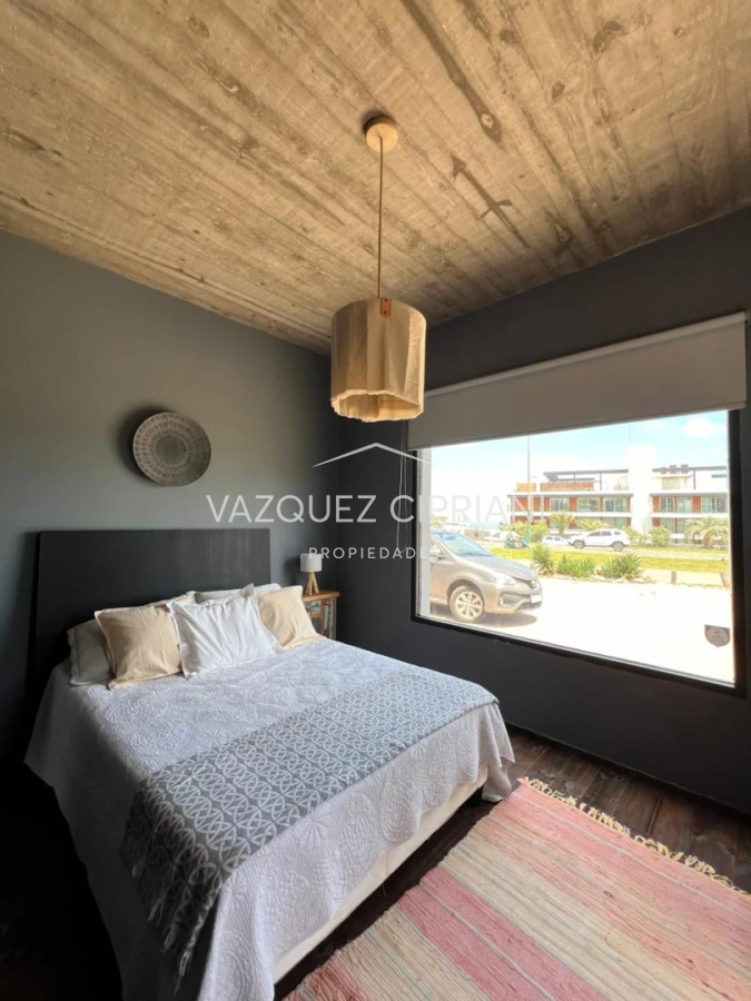 Casa ID.59 - Casa de 3 dormitorios y servicio muy bien ubicada en Manantiales en alquiler de verano