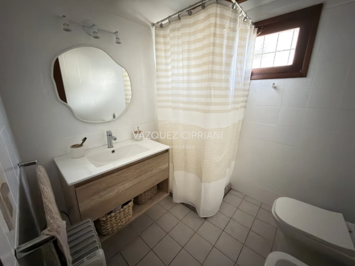 Casa ID.53 - Casa de 4 dormitorios en Montoya La barra en alquiler de verano