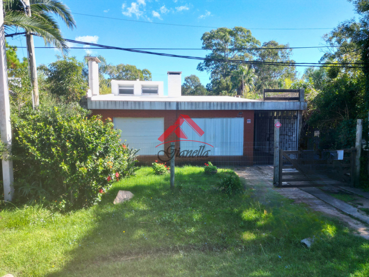 Casa ID.2275 - Casa en El Tesoro | Excelente ubicación