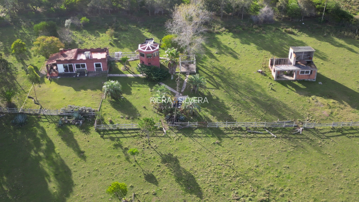 Campo Ref.46 - Campo en Zona de José Ignacio | 30 Has con mejoras 