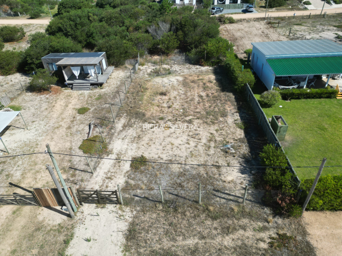 Terreno ID.4 - Terreno en La Juanita | A 2 cuadras del mar 