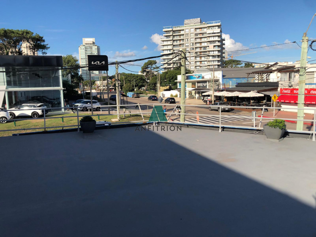 Casa ID.181 - Apartamento estilo casita en alquiler anual.