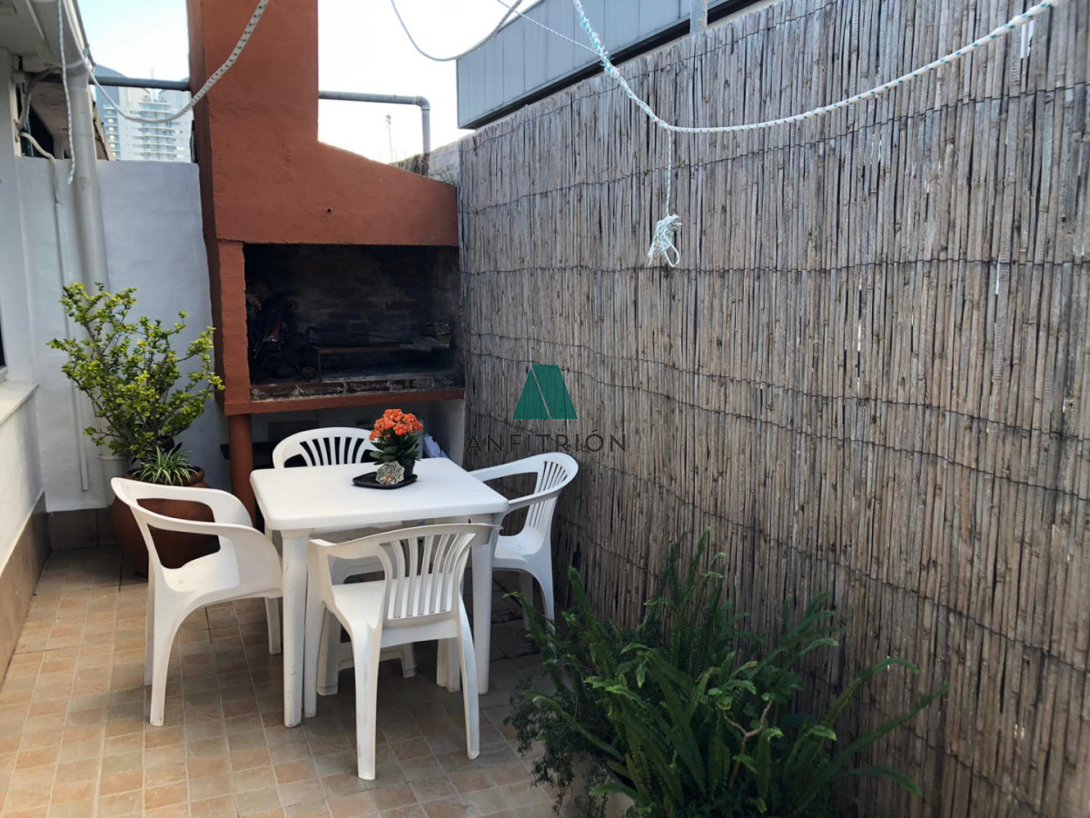 Casa ID.181 - Apartamento estilo casita en alquiler anual.