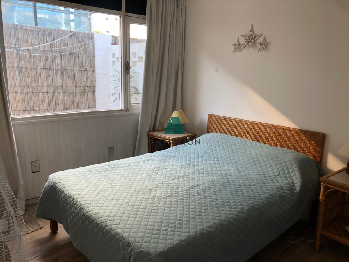 Casa ID.181 - Apartamento estilo casita en alquiler anual.