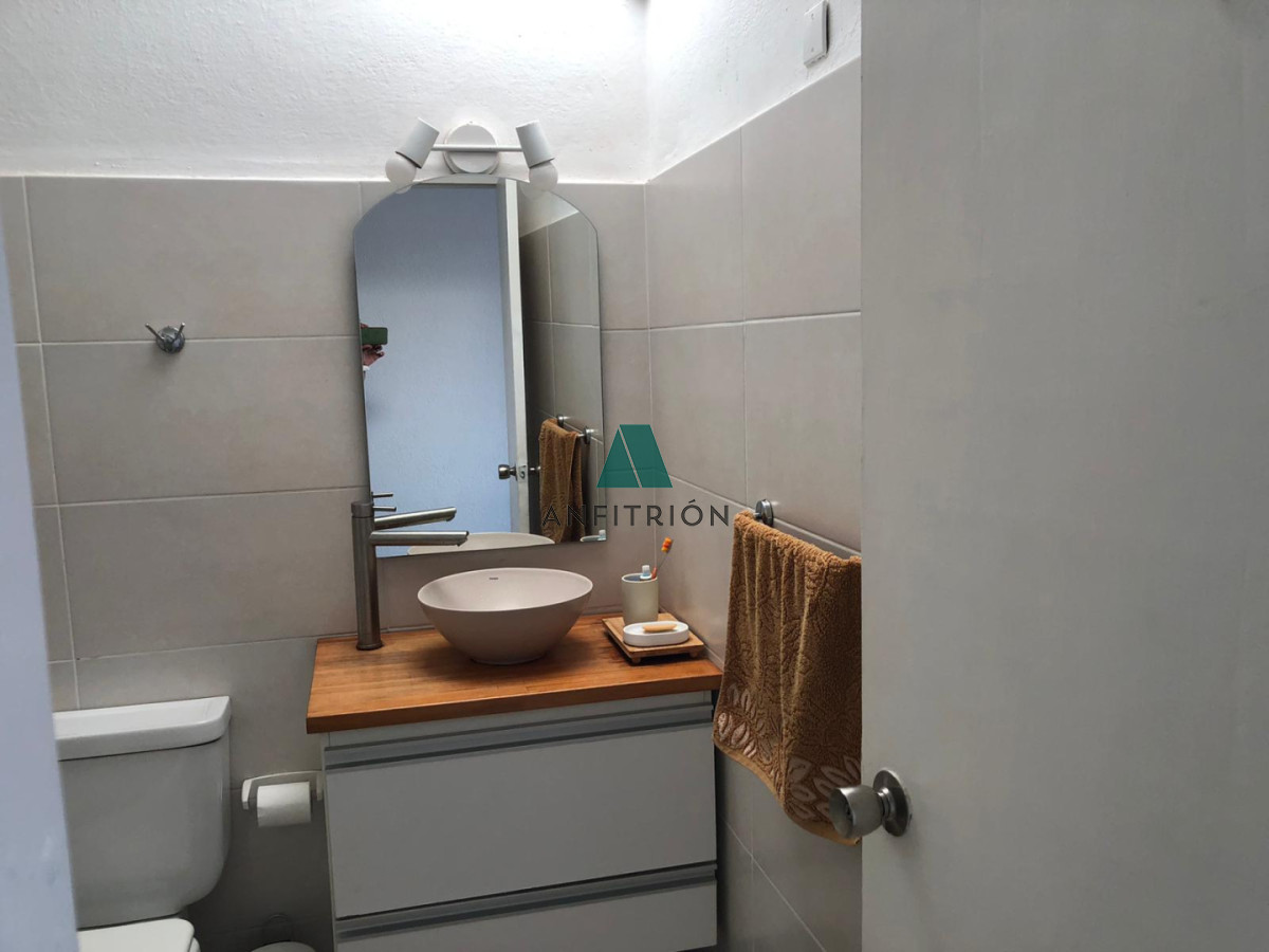 Casa ID.181 - Apartamento estilo casita en alquiler anual.