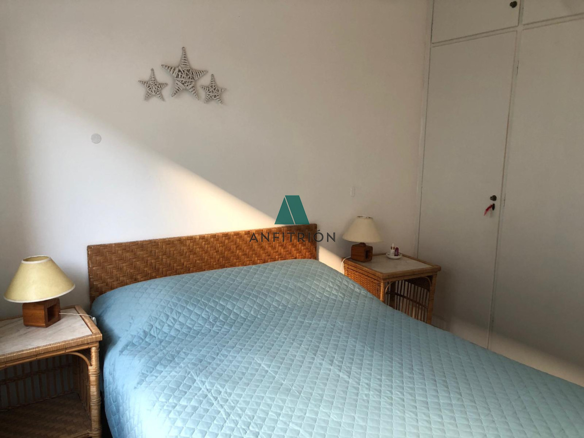 Casa ID.181 - Apartamento estilo casita en alquiler anual.