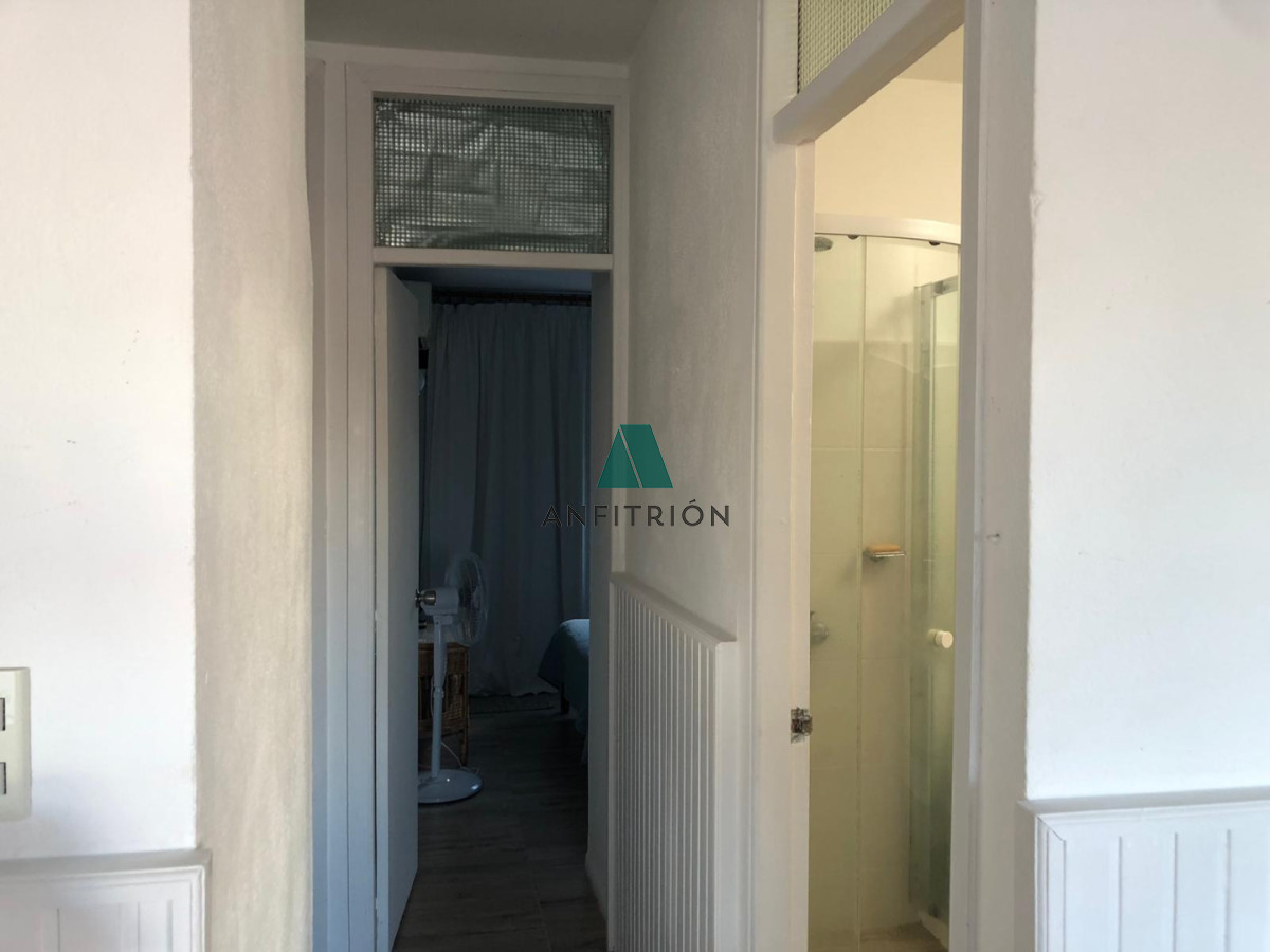 Casa ID.181 - Apartamento estilo casita en alquiler anual.