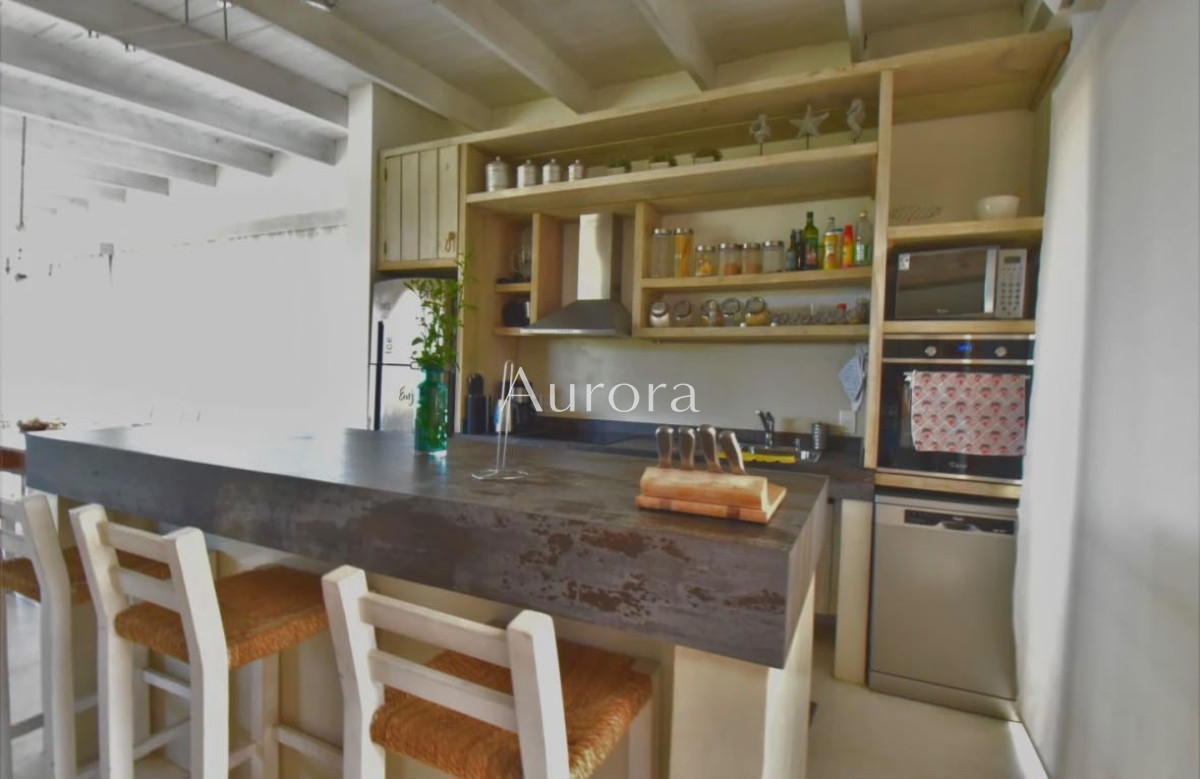 Casa ID.325 - Casa en venta a pasos del mar