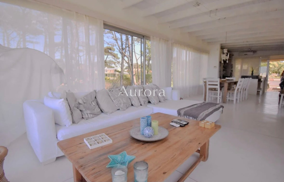 Casa ID.325 - Casa en venta a pasos del mar
