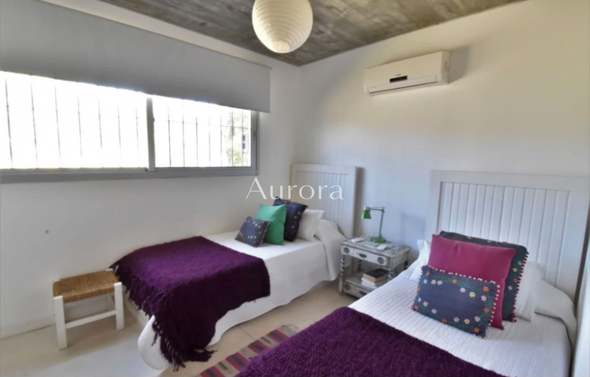 Casa ID.325 - Casa en venta a pasos del mar