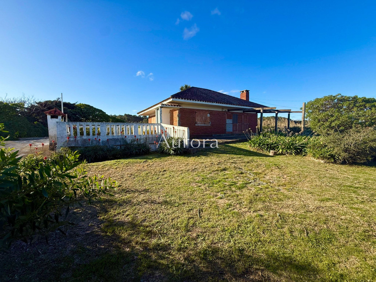 Casa ID.81 - Primera línea de Playa Mansa 
