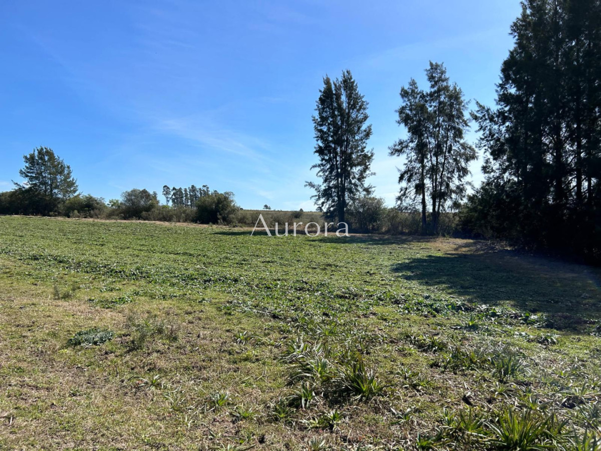 Chacra ID.82 - Chacra con casa moderna en venta.