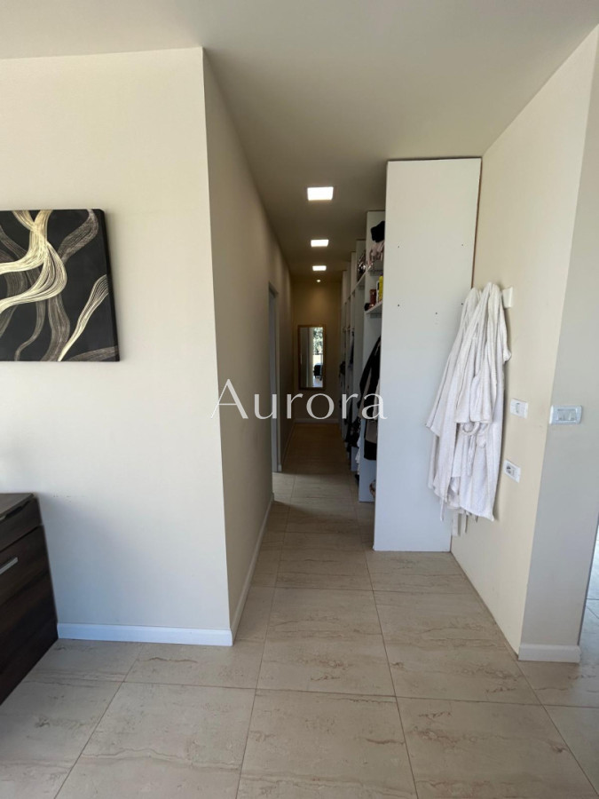 Chacra ID.82 - Chacra con casa moderna en venta.
