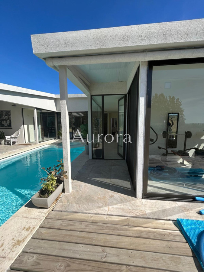 Chacra ID.82 - Chacra con casa moderna en venta.