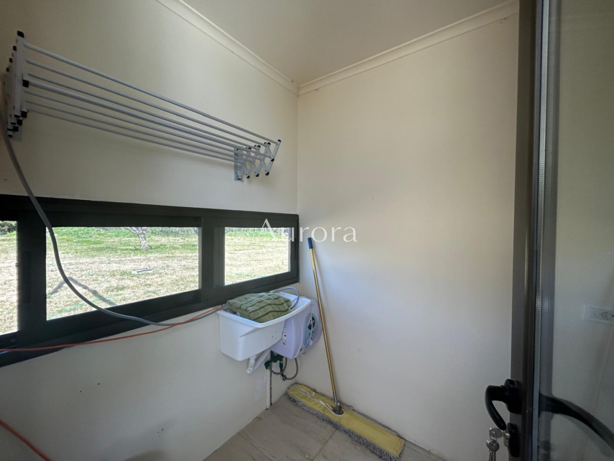 Chacra ID.82 - Chacra con casa moderna en venta.