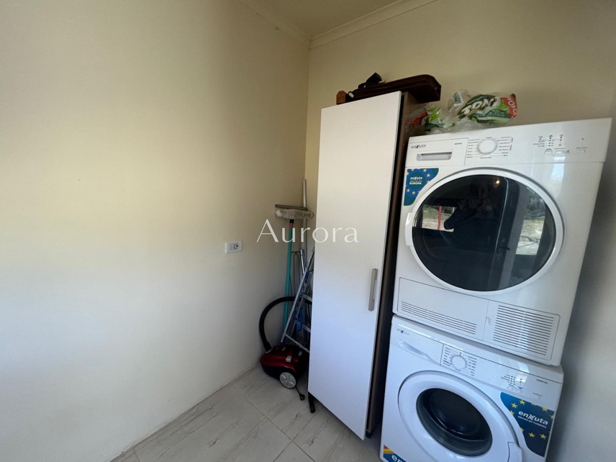 Chacra ID.82 - Chacra con casa moderna en venta.