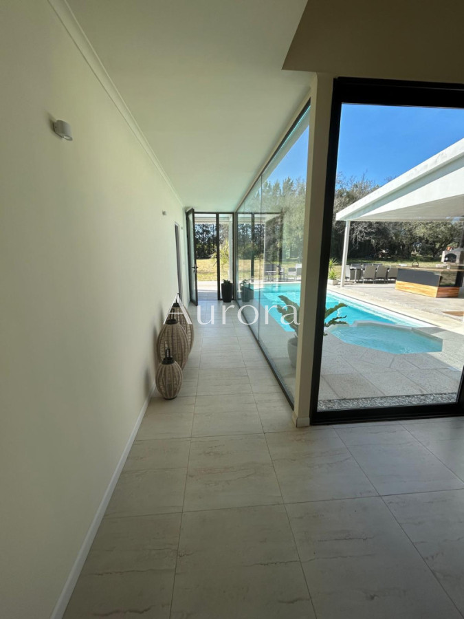 Chacra ID.82 - Chacra con casa moderna en venta.