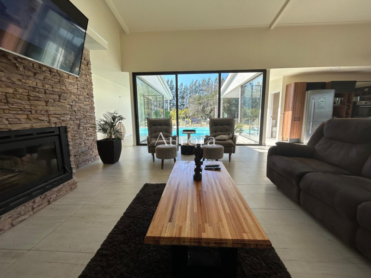 Chacra ID.82 - Chacra con casa moderna en venta.