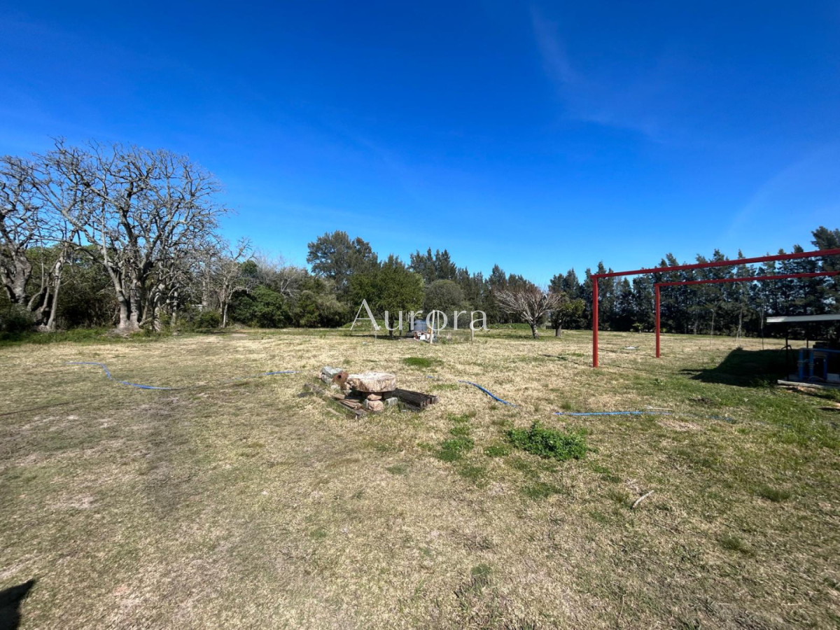 Chacra ID.82 - Chacra con casa moderna en venta.
