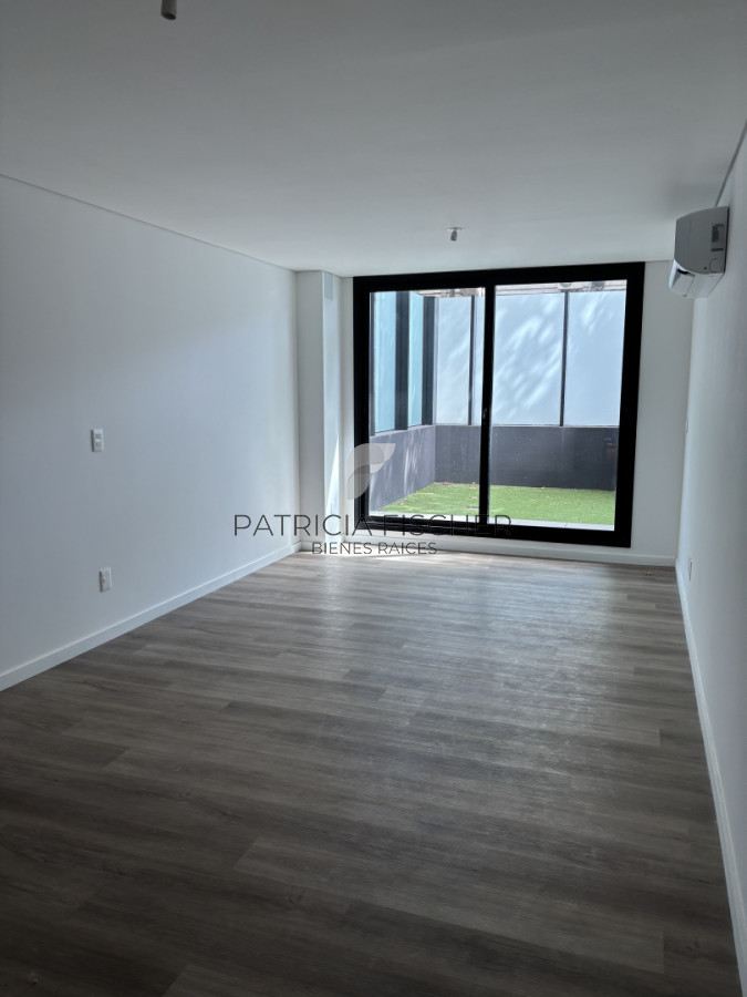 Apartamento ID.168 - Invertí o Viví Punta Carretas - Venta Monoambiente 13m2 de patio propio Amenities Entrega Inmediata