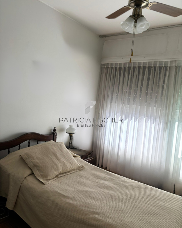 Apartamento ID.198 - A pasos del mar Venta Ap.Pocitos 2 Dormitorios 2 baños Muy Luminoso Terraza integrada