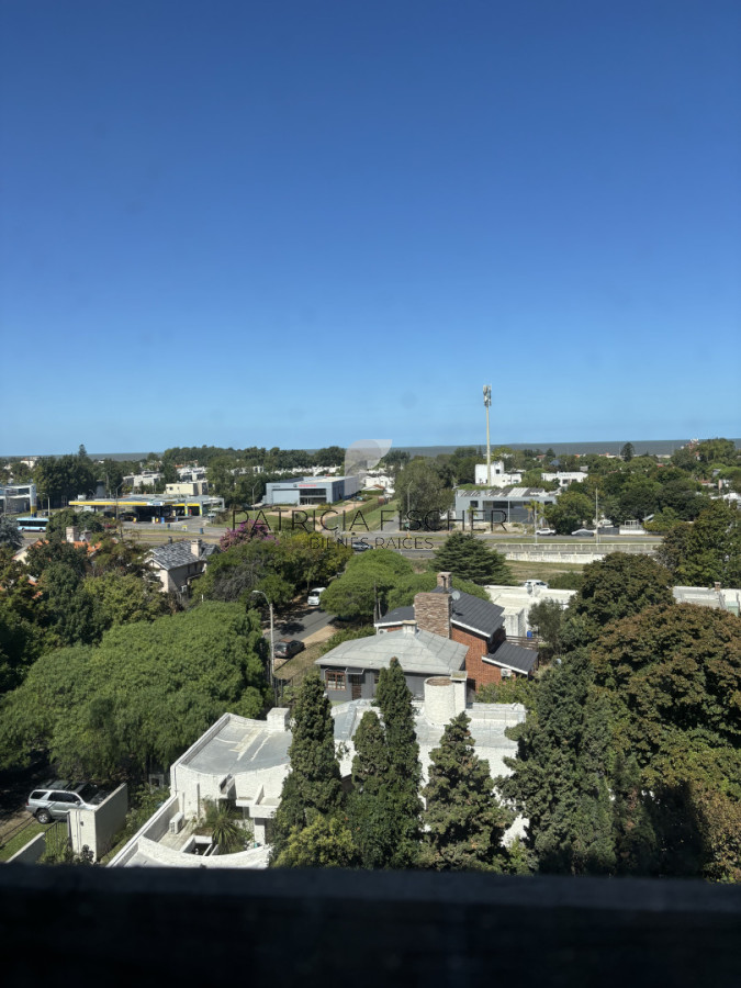 Apartamento ID.179 - Ubicación que hace la diferencia - Venta Carrasco Este 1D garage piso 6 Amenities Vista rambla Ley ANV 