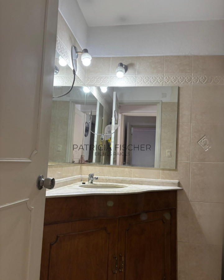 Apartamento ID.198 - A pasos del mar Venta Ap.Pocitos 2 Dormitorios 2 baños Muy Luminoso Terraza integrada