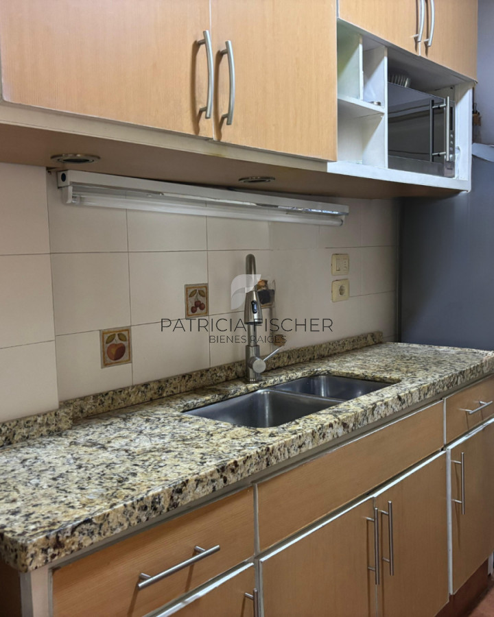 Apartamento ID.198 - A pasos del mar Venta Ap.Pocitos 2 Dormitorios 2 baños Muy Luminoso Terraza integrada