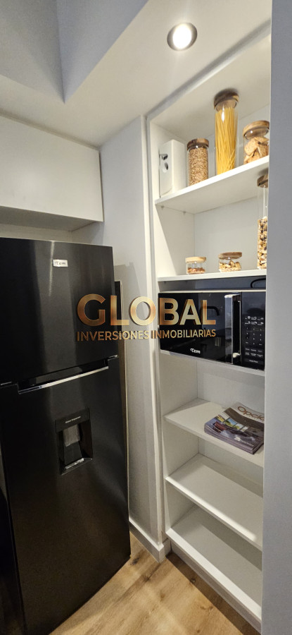 Apartamento ID.1775 - VENTA de APARTAMENTO de 1 DORMITORIO en Montevideo, Barrio Centro - A solo 6 cuadras del mar