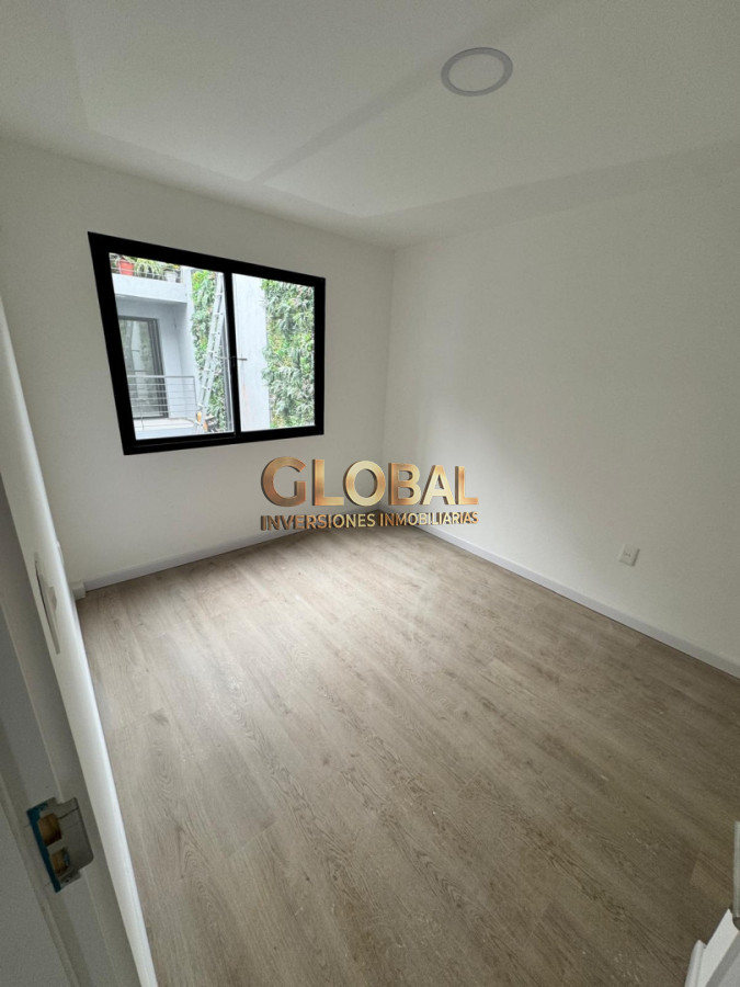 Apartamento ID.4483 - Hermoso Apto 1 Dorm con parrillero patio privado