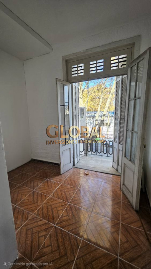 Apartamento ID.4233 - Reciclaje casa de alto 3 dormitorios !
