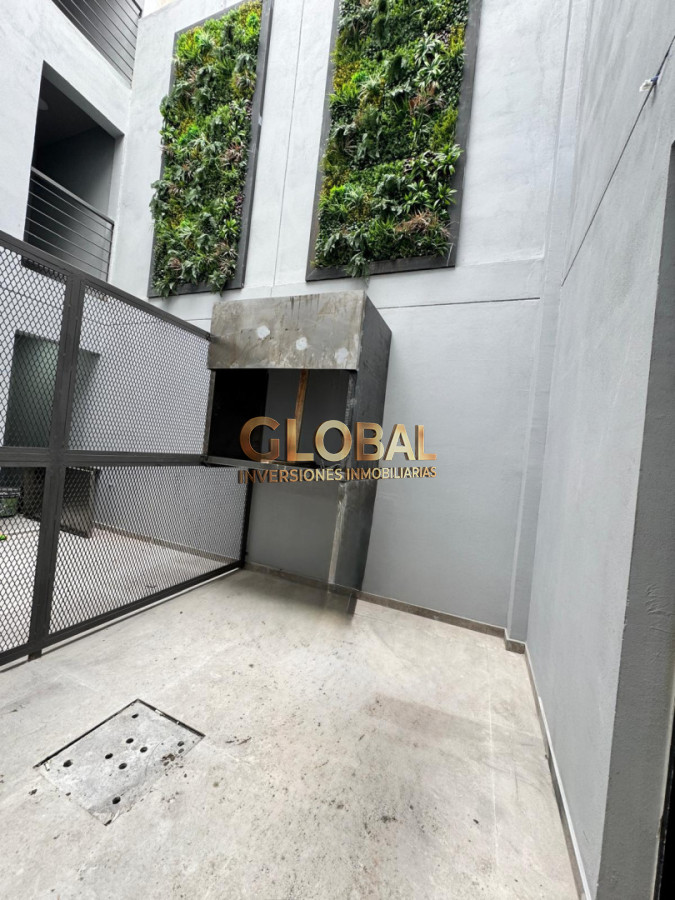 Apartamento ID.4483 - Hermoso Apto 1 Dorm con parrillero patio privado