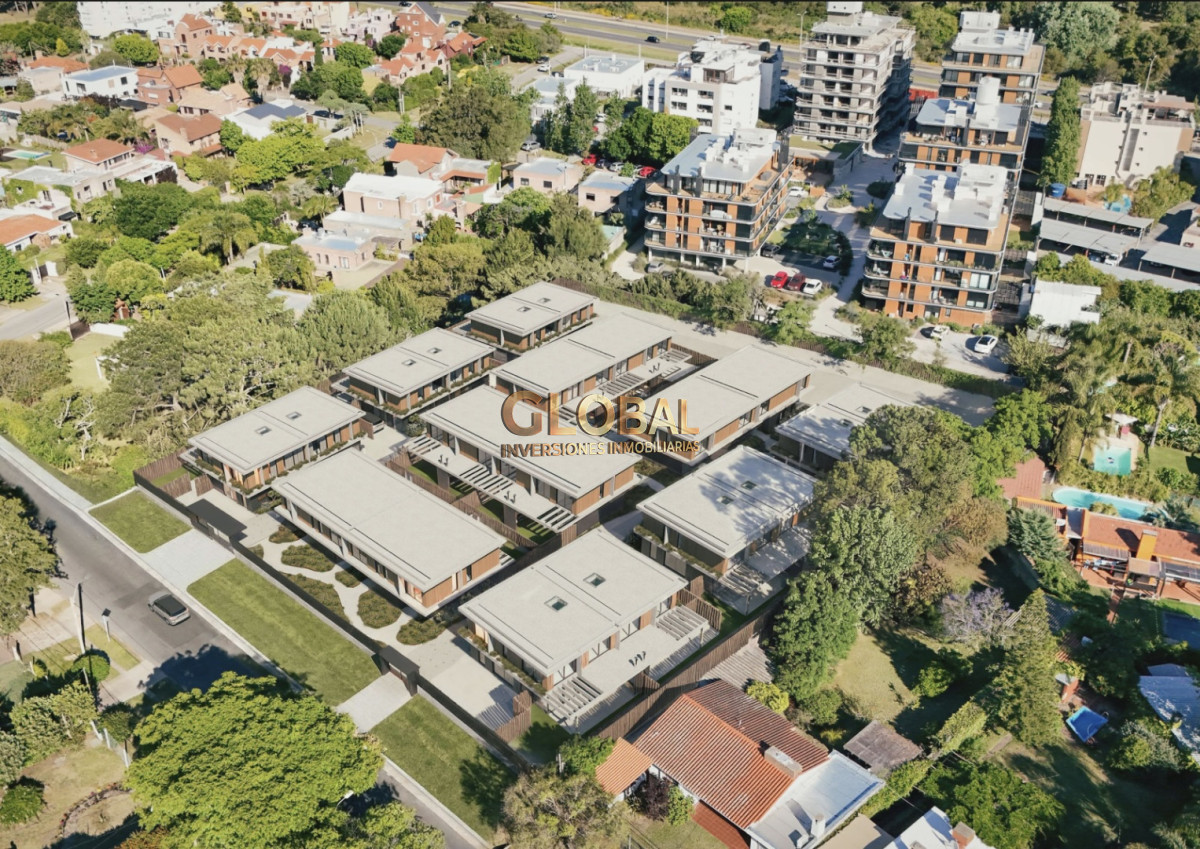 Casa ID.4514 - Estrená una Nueva Forma de Vivir - Venta Casa Barra de Carrasco 2D Vestidor Toilette complejo cerrado Amenities Bajo Ley ANV  