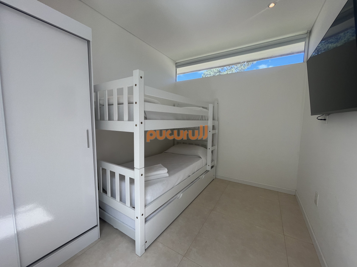 Casa ID.2694 - Casa en Venta 4 Dormitorios en Solanas Barrio Privado Punta del Este 