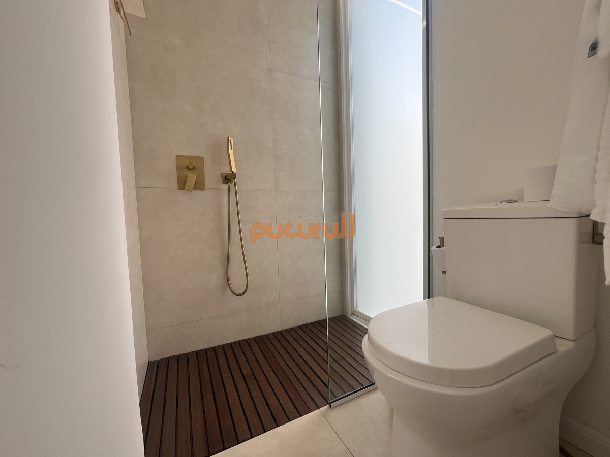 Casa ID.2694 - Casa en Venta 4 Dormitorios en Solanas Barrio Privado Punta del Este 