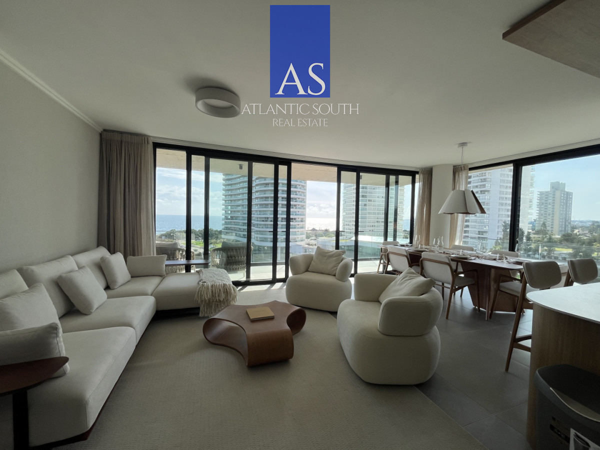 Apartamento ID.4667 - Planta de categoría con Vista al Mar Playa Mansa Punta del Este 