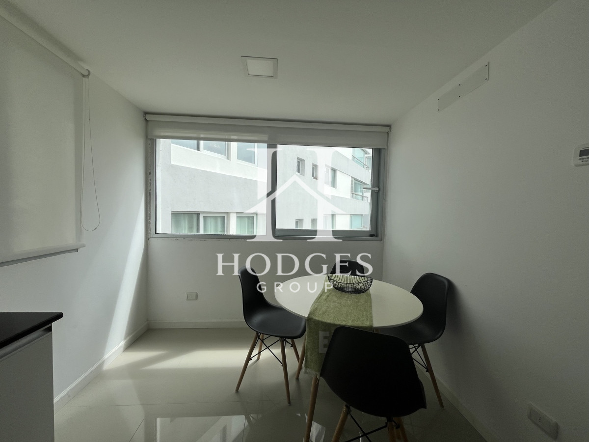 Apartamento ID.48 - Oportunidad Apartamento en Venta Primera linea de la Mansa 2 dormitorios Isabel Pinares Punta del Este con Parrillero y Garaje