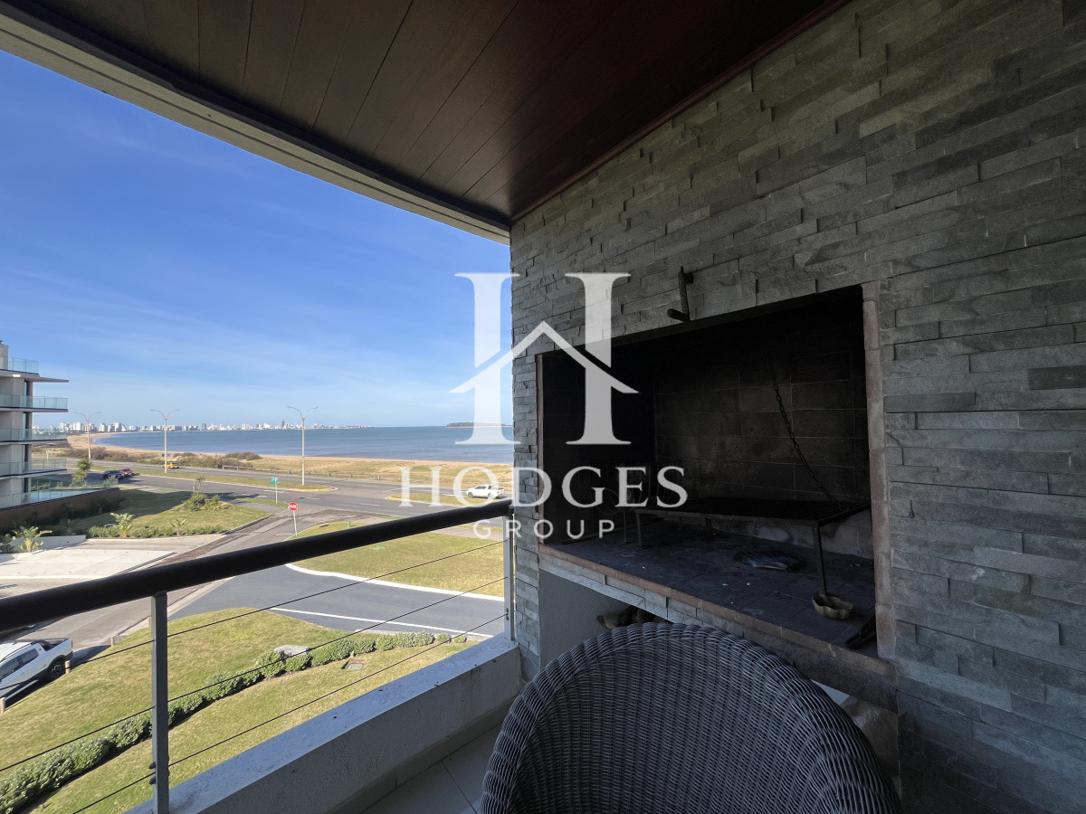 Apartamento ID.50 - Hermoso Apartamento en Venta frente al mar Primera Linea de Mansa!