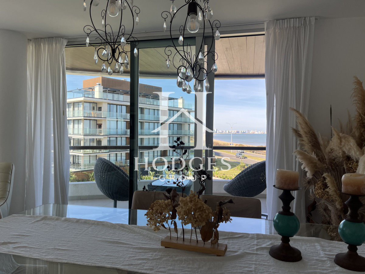 Apartamento ID.50 - Hermoso Apartamento en Venta frente al mar Primera Linea de Mansa!