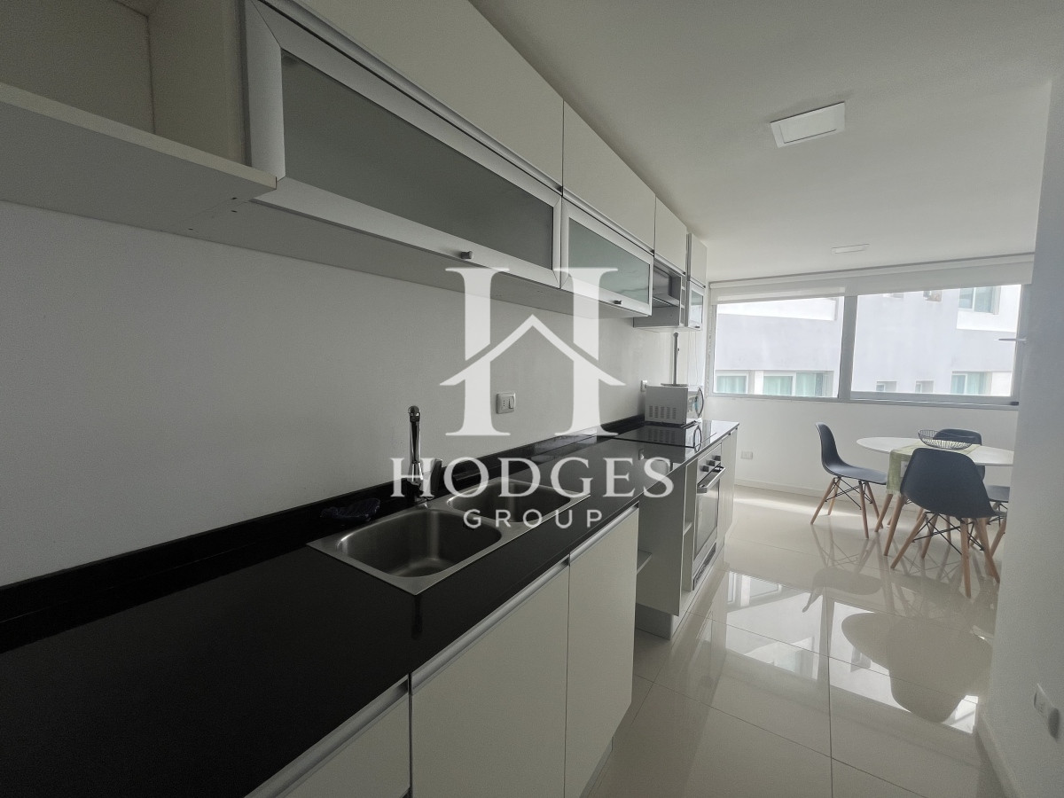 Apartamento ID.48 - Oportunidad Apartamento en Venta Primera linea de la Mansa 2 dormitorios Isabel Pinares Punta del Este con Parrillero y Garaje