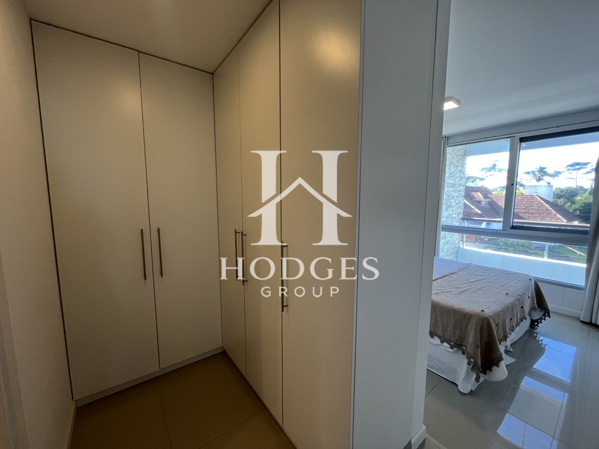 Apartamento ID.50 - Hermoso Apartamento en Venta frente al mar Primera Linea de Mansa!