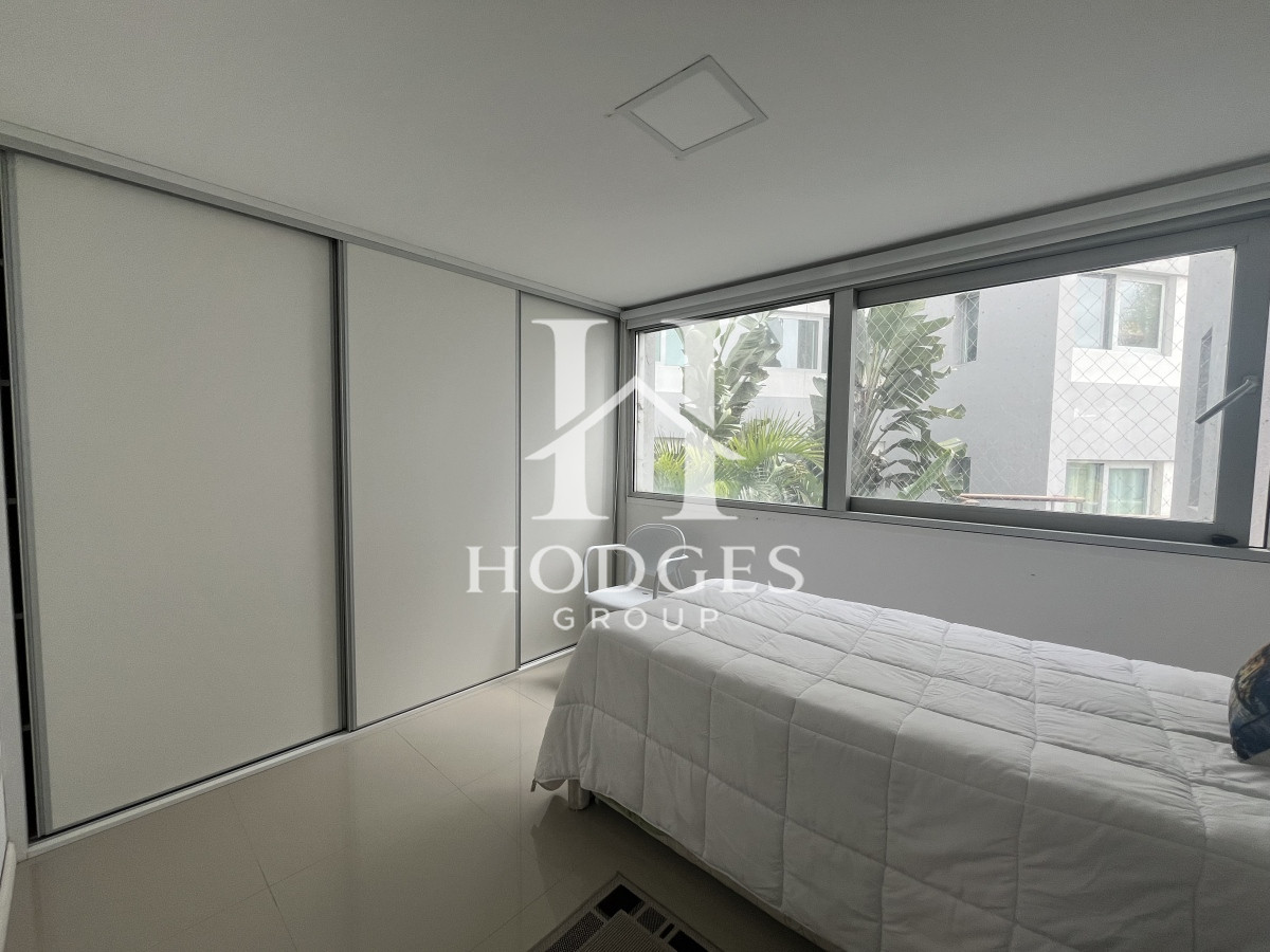 Apartamento ID.48 - Oportunidad Apartamento en Venta Primera linea de la Mansa 2 dormitorios Isabel Pinares Punta del Este con Parrillero y Garaje