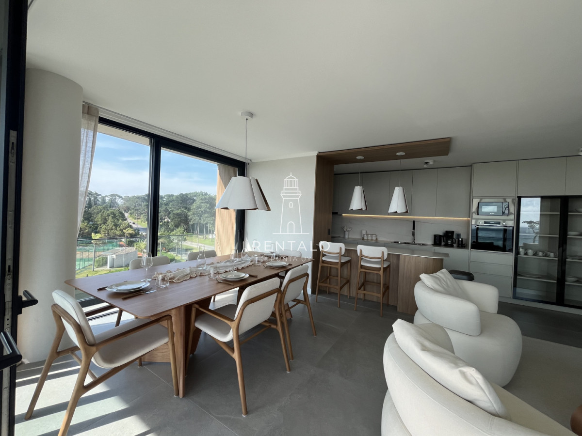 Apartamento ID.970 - En venta apartamento 3 dormitorios con Vista al Mar Playa Mansa Punta del Este 