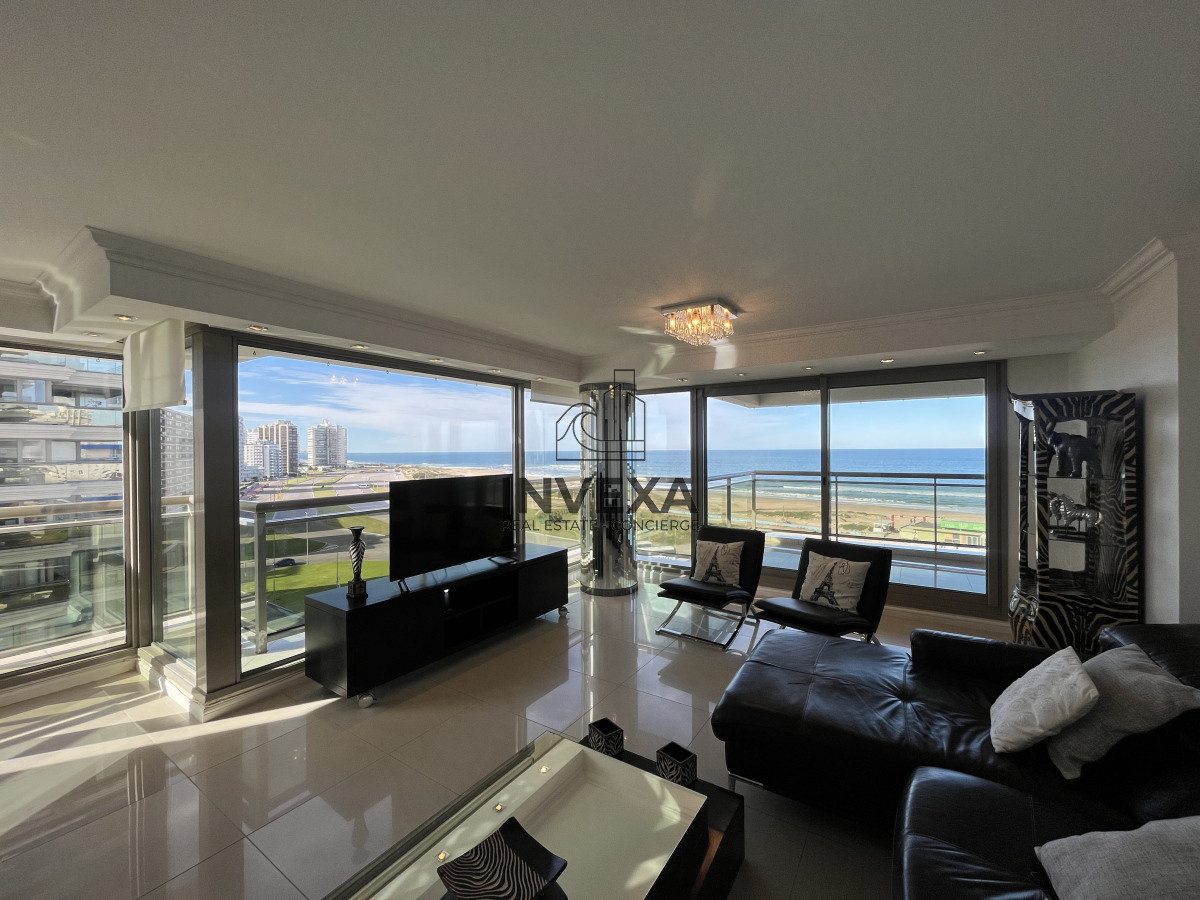Apartamento ID.8837 - OPORTUNIDAD FRENTE AL MAR 4 Dormitorios en Playa Brava con Vistas al mar