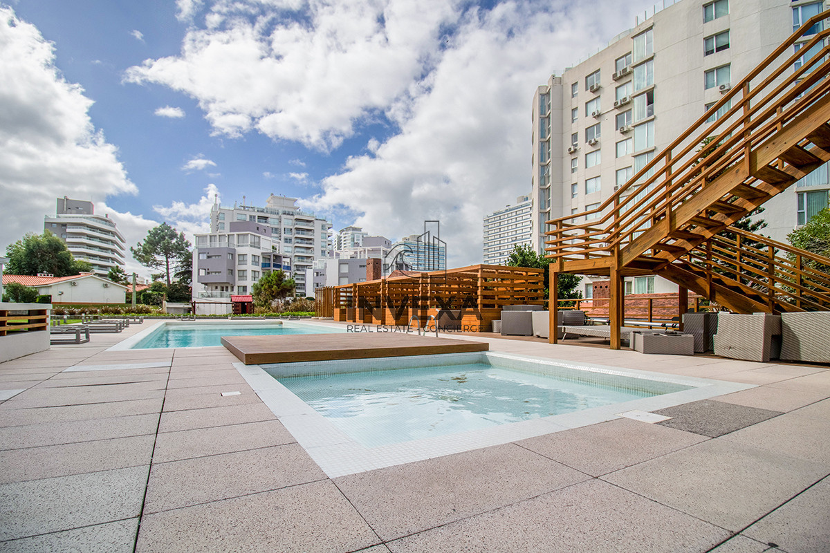 Apartamento ID.2092 - WIND TOWER Alquiler Temporal Apartamento de 2 dormitorios en Playa Brava Amenities y Servicios Punta del Este