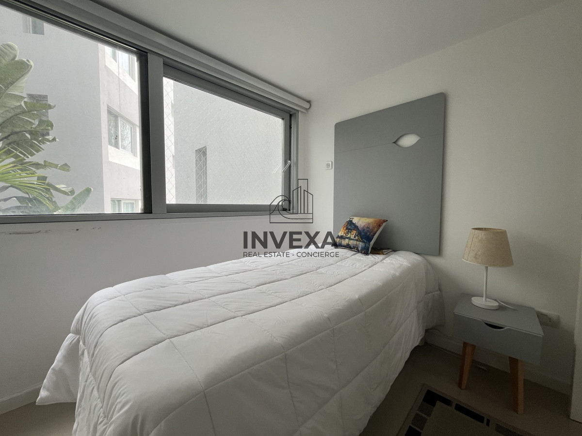 Apartamento ID.1845 - Oportunidad Apartamento en Venta Primera linea de la Mansa 2 dormitorios Isabel Pinares Punta del Este con Parrillero y Garaje