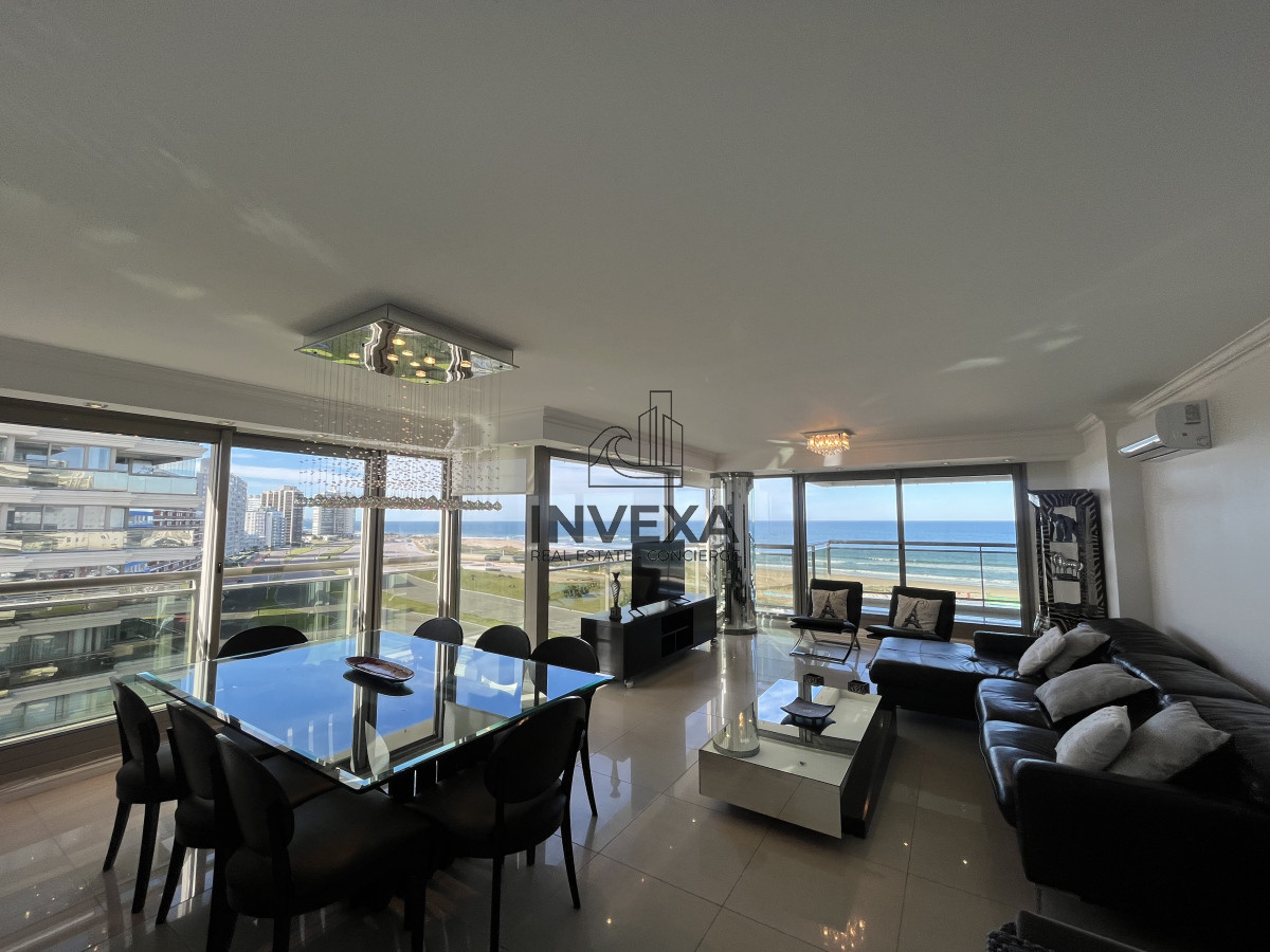 Apartamento ID.8837 - OPORTUNIDAD FRENTE AL MAR 4 Dormitorios en Playa Brava con Vistas al mar