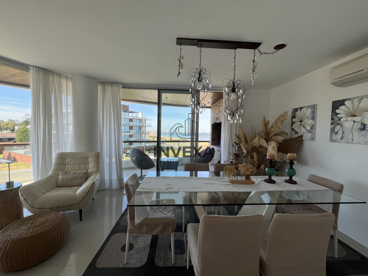 Apartamento ID.8804 - Hermoso Apartamento en Venta frente al mar Primera Linea de Mansa!